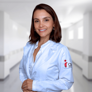 Dra. Renata Dallago / CRM:  33.882