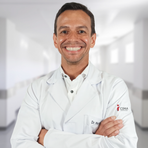 DR. MARCO RIBEIRO CRM: 25.581